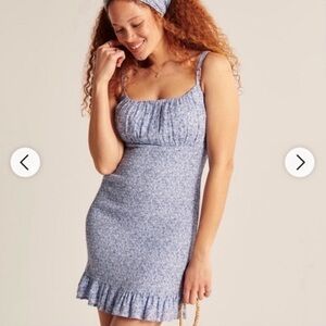 Abercrombie & Fitch Blue Floral Smocked Dress